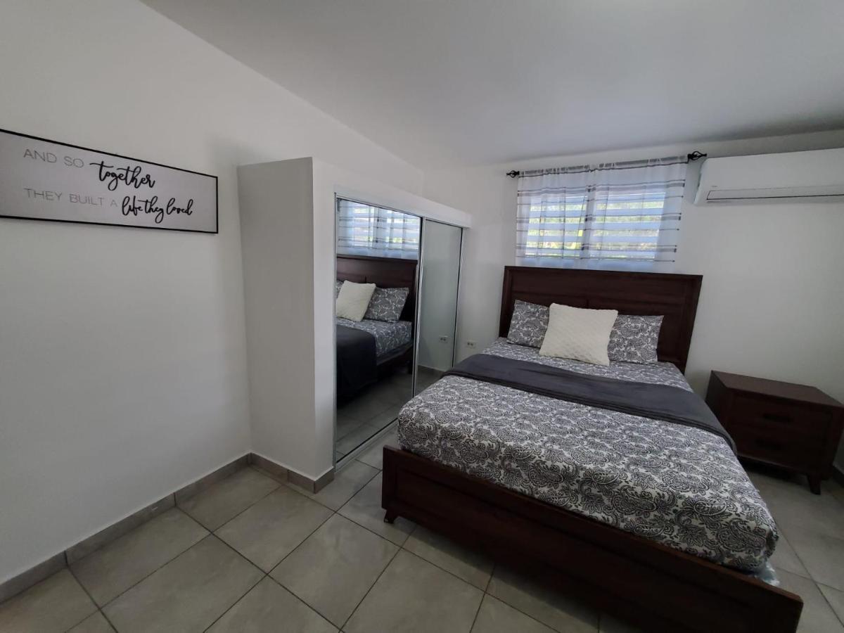 Aguadilla Sunrise Apt With Ac Wifi 8 Minute Walk From Crashboat Beach Exterior photo